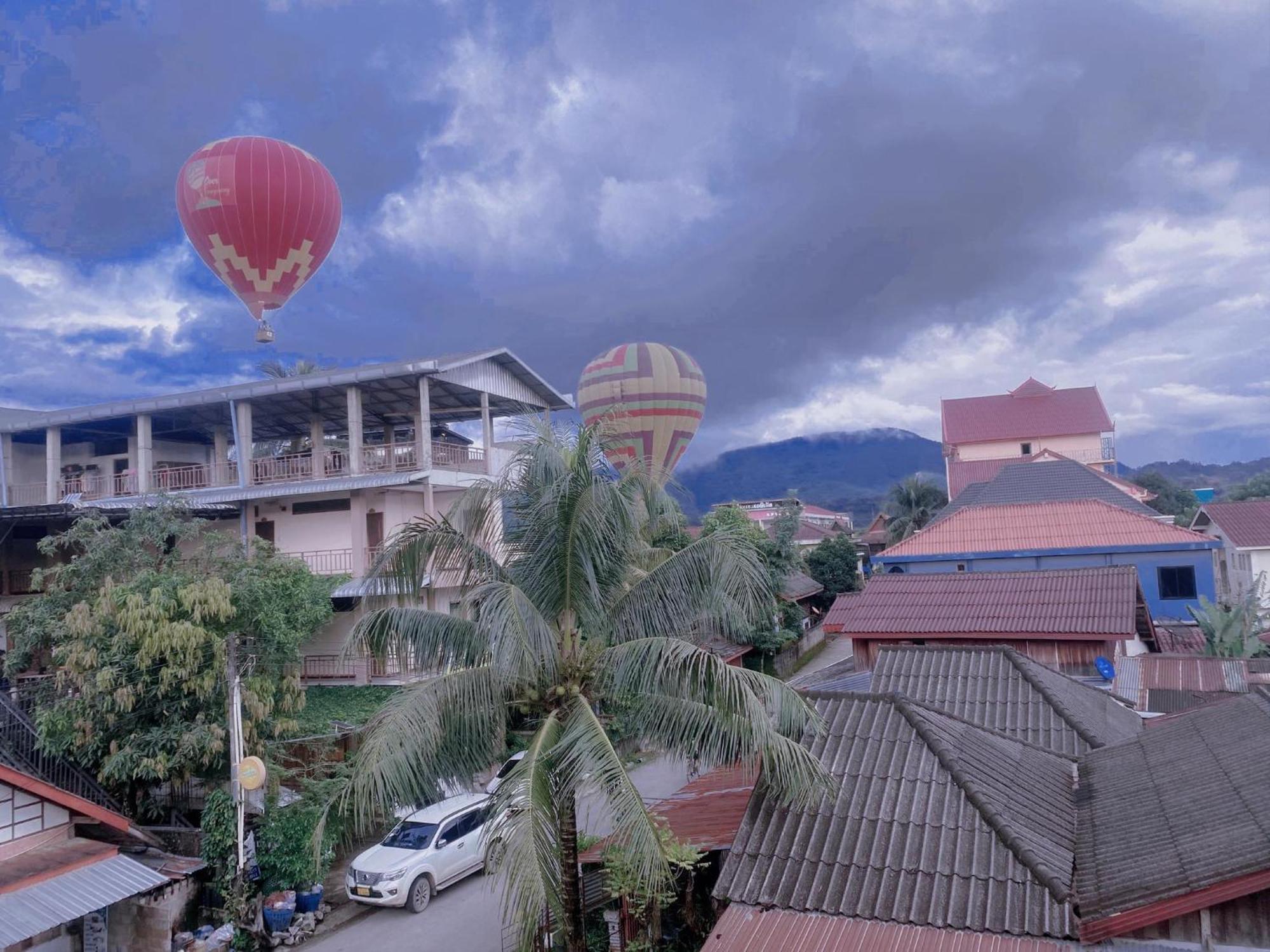 Vang Vieng Victory Guesthouse Екстериор снимка